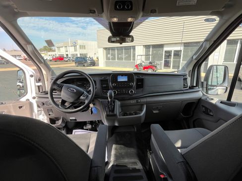 Used 2025 Ford Transit 350 XL image 19