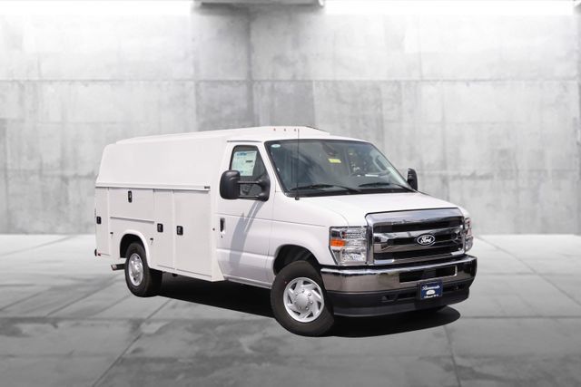 New 2026 Ford E-350 and Econoline 350 Super Duty w/ Power Equipment Group RWD image 2
