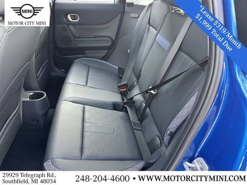 Certified 2025 MINI Cooper 4-Door Hardtop image 15