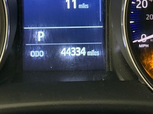 Certified 2021 Toyota C-HR Limited image 14