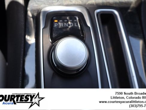 Used 2020 Chrysler 300 Limited RWD image 19
