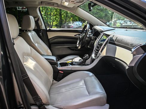 Used 2014 Cadillac SRX Performance w/ Driver Awareness Package AWD/4WD image 17