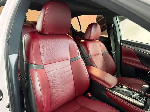 Used 2018 Lexus GS 350 F Sport RWD image 25