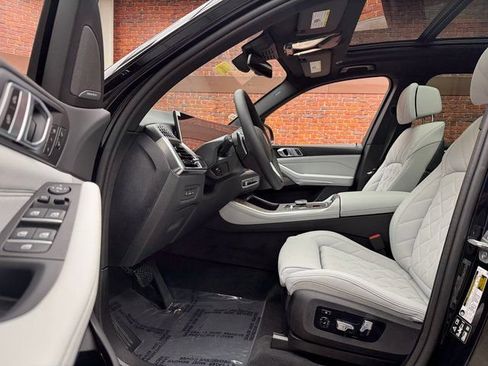 Used 2026 BMW X5 xDrive40i AWD/4WD image 22