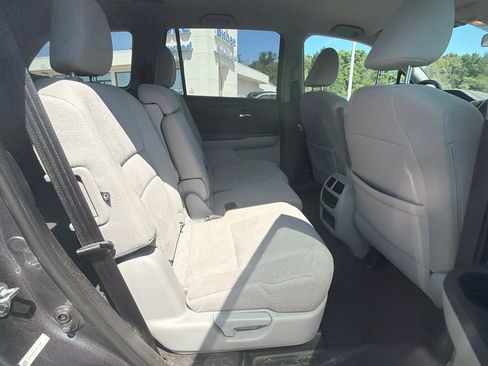 Used 2016 Honda Pilot EX image 17