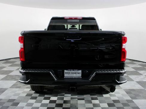 Used 2023 Chevrolet Silverado 2500 High Country w/ Safety Package II image 7