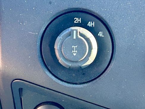 Used 2015 Ford F250 XL w/ Power Equipment Group image 22