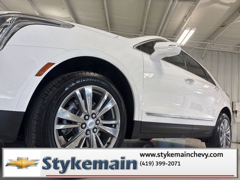 Used 2024 Cadillac XT5 Premium Luxury image 10