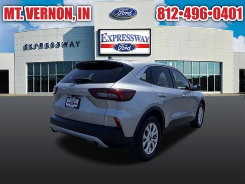 Used 2024 Ford Escape Active w/ Cold Weather Package FWD image 6