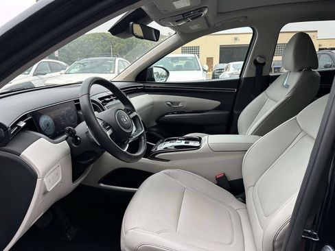 Used 2023 Hyundai Tucson Limited AWD/4WD image 14