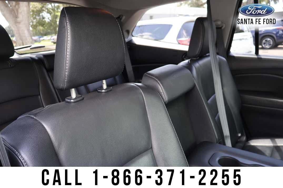 Used 2017 Honda Pilot Touring image 25