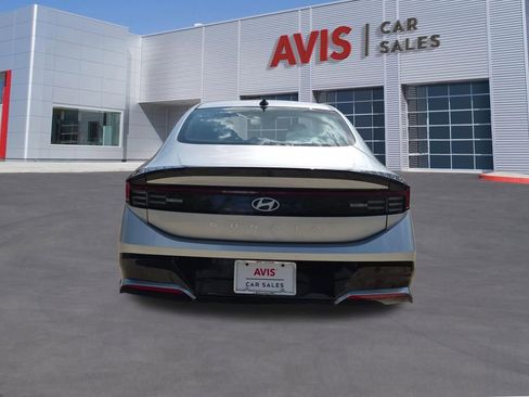 Used 2025 Hyundai Sonata SEL FWD image 7