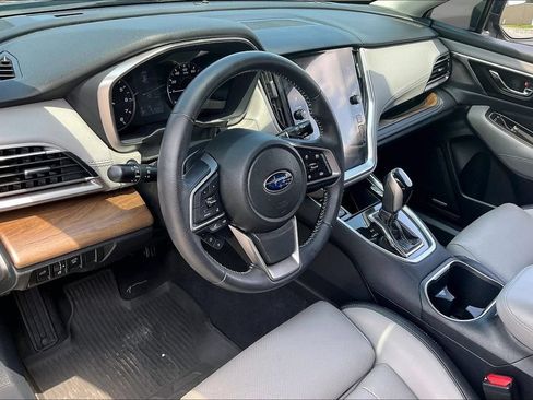 Used 2021 Subaru Outback Limited AWD/4WD image 17