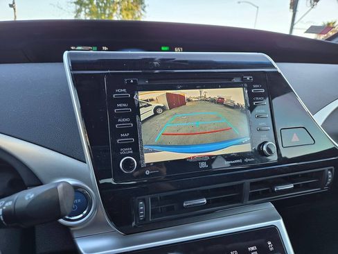 Used 2018 Toyota Mirai FWD image 42