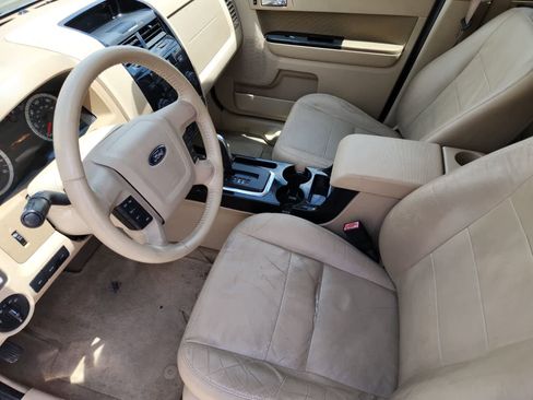 Used 2011 Ford Escape Limited w/ 302A Rapid Spec Order Code FWD image 2
