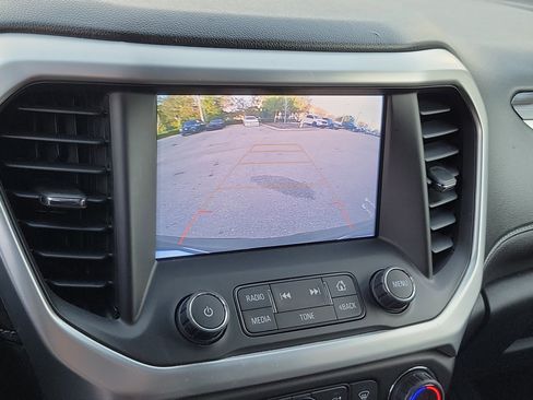 Used 2018 GMC Acadia SLT image 32