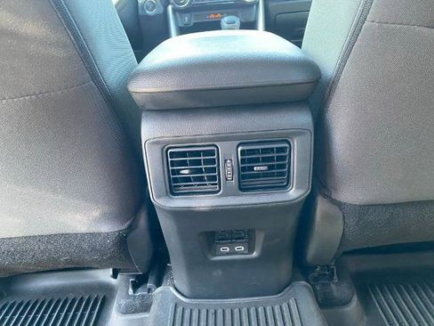 Used 2024 Toyota RAV4 XLE AWD/4WD image 30