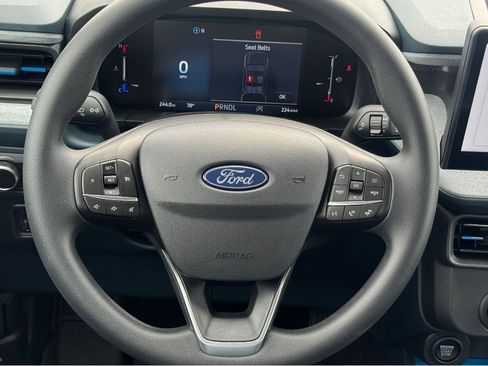 New 2025 Ford Maverick XL FWD image 16