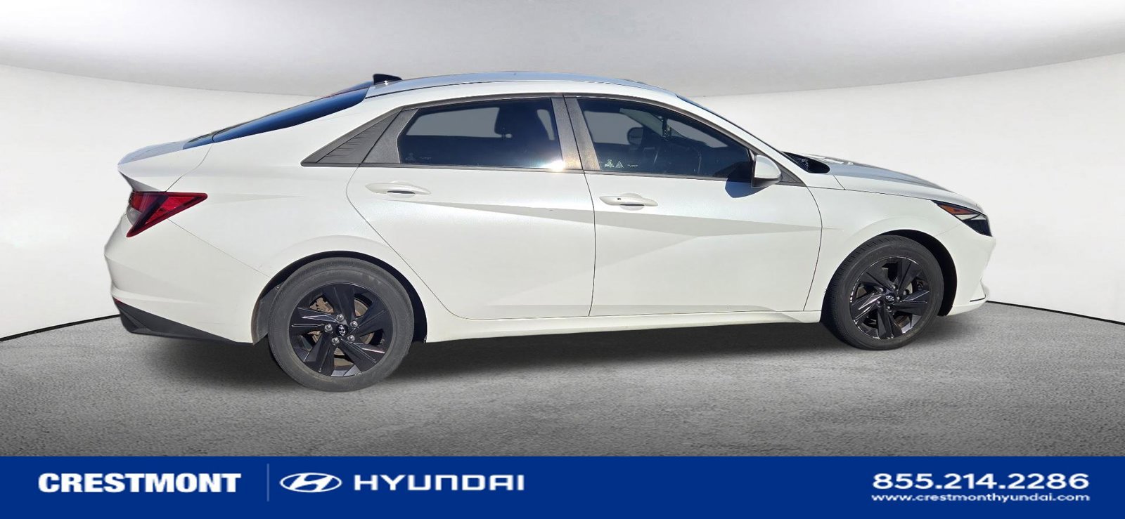 Used 2021 Hyundai Elantra SEL w/ Convenience Package FWD image 9