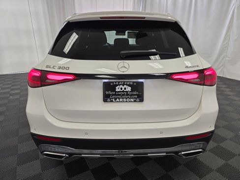 New 2025 Mercedes-Benz GLC 300 4MATIC image 6