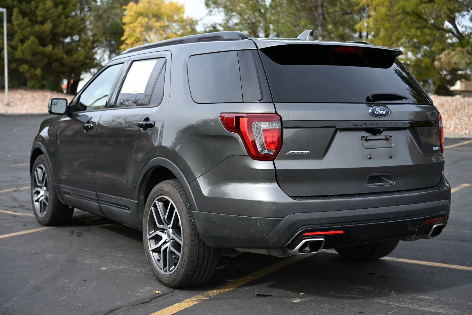 Used 2016 Ford Explorer Sport AWD/4WD image 25