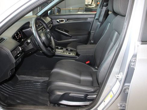 Used 2023 Honda Civic Sport image 7