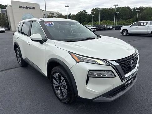 Used 2023 Nissan Rogue SV FWD image 1