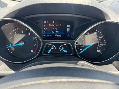 Used 2017 Ford Escape SE AWD/4WD image 22