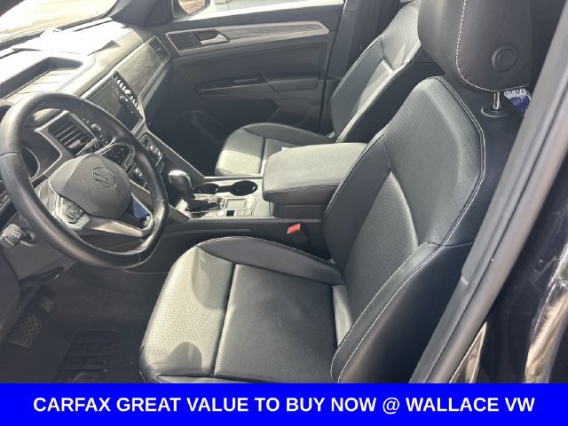 Certified 2020 Volkswagen Atlas Cross Sport SE w/ Panoramic Sunroof Package FWD image 16