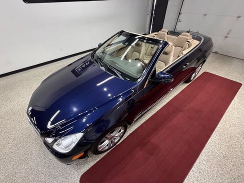 Used 2011 Mercedes-Benz E 350 Cabriolet image 19