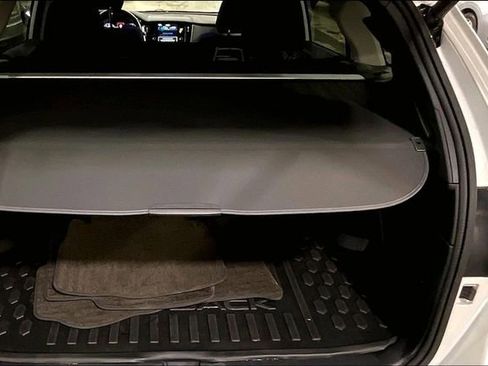 Used 2023 Subaru Outback Premium image 28