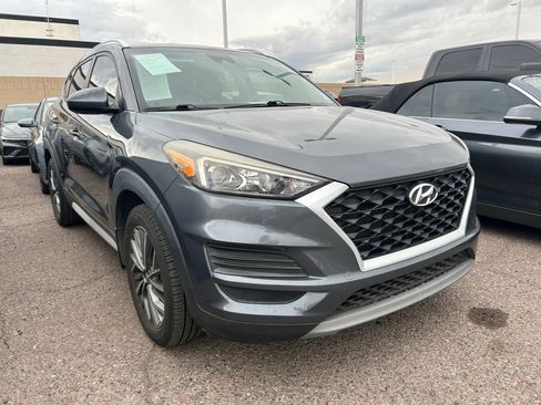 Used 2019 Hyundai Tucson SEL image 2