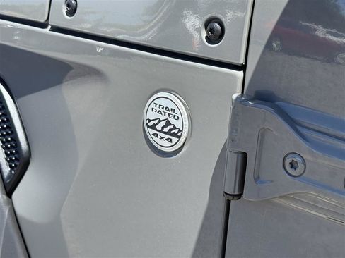 Used 2020 Jeep Wrangler Unlimited Sport S AWD/4WD image 19