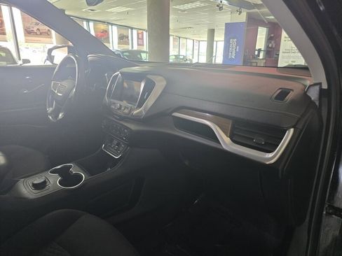 Used 2019 GMC Terrain SLE AWD/4WD image 13