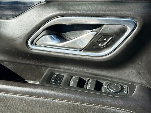 Used 2021 GMC Yukon XL SLT image 19