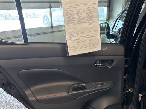 Used 2023 Nissan Versa SR w/ Trunk Package image 19