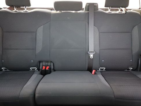 Used 2022 Chevrolet Silverado 1500 LT image 38