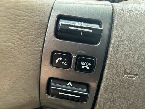 Used 2012 Nissan Armada SV AWD/4WD image 16