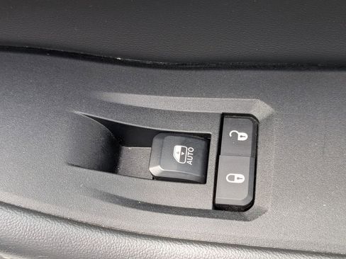Used 2024 Jeep Grand Cherokee Limited 4xe AWD/4WD image 37