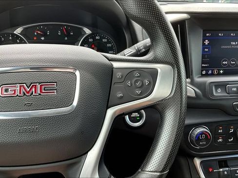 Used 2024 GMC Terrain SLE w/ Driver Convenience Package AWD/4WD image 12