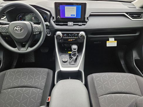 New 2025 Toyota RAV4 XLE image 7