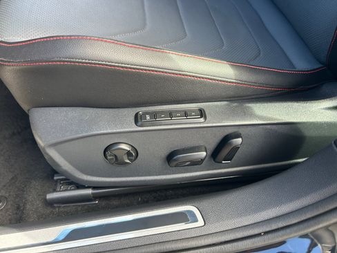Certified 2025 Volkswagen Jetta GLI Autobahn FWD image 14