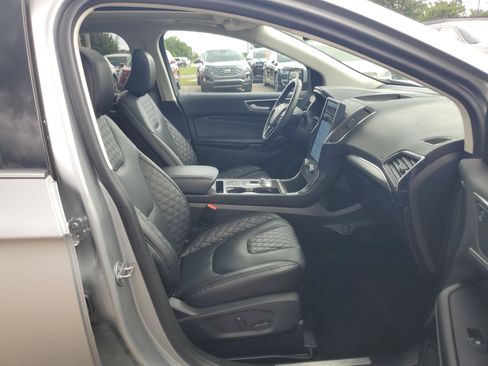 Used 2023 Ford Edge Titanium w/ Equipment Group 301A AWD/4WD image 9