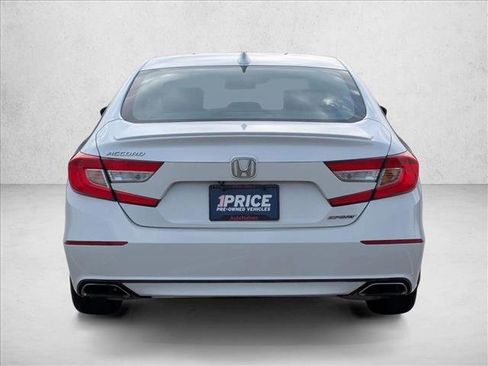 Used 2018 Honda Accord Sport image 7