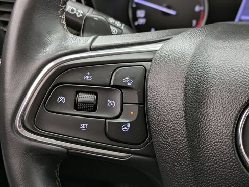 Used 2023 Buick Envision Avenir AWD/4WD image 11