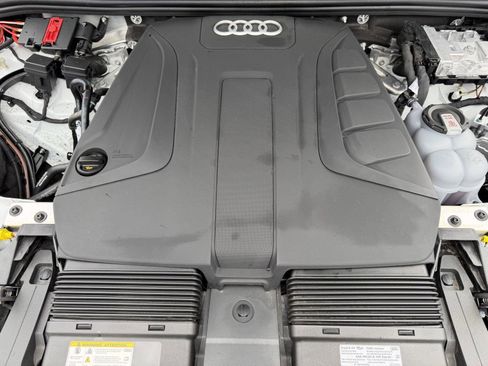 Used 2025 Audi Q7 2.0T Premium w/ Convenience Plus Package image 26