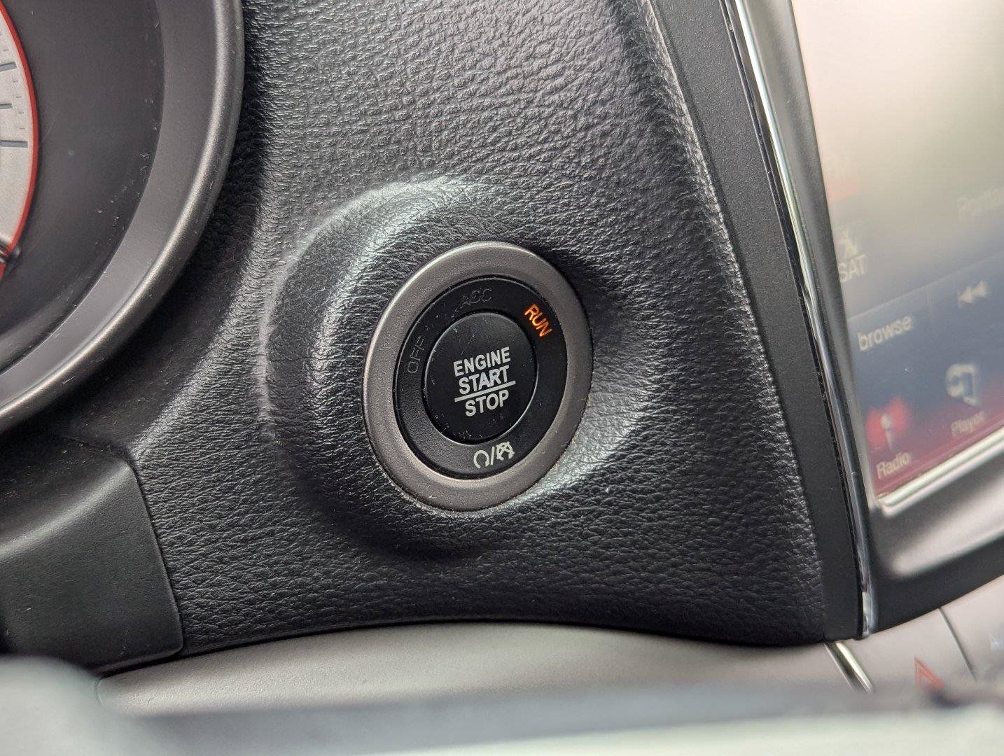 Used 2020 Dodge Journey Crossroad FWD image 15