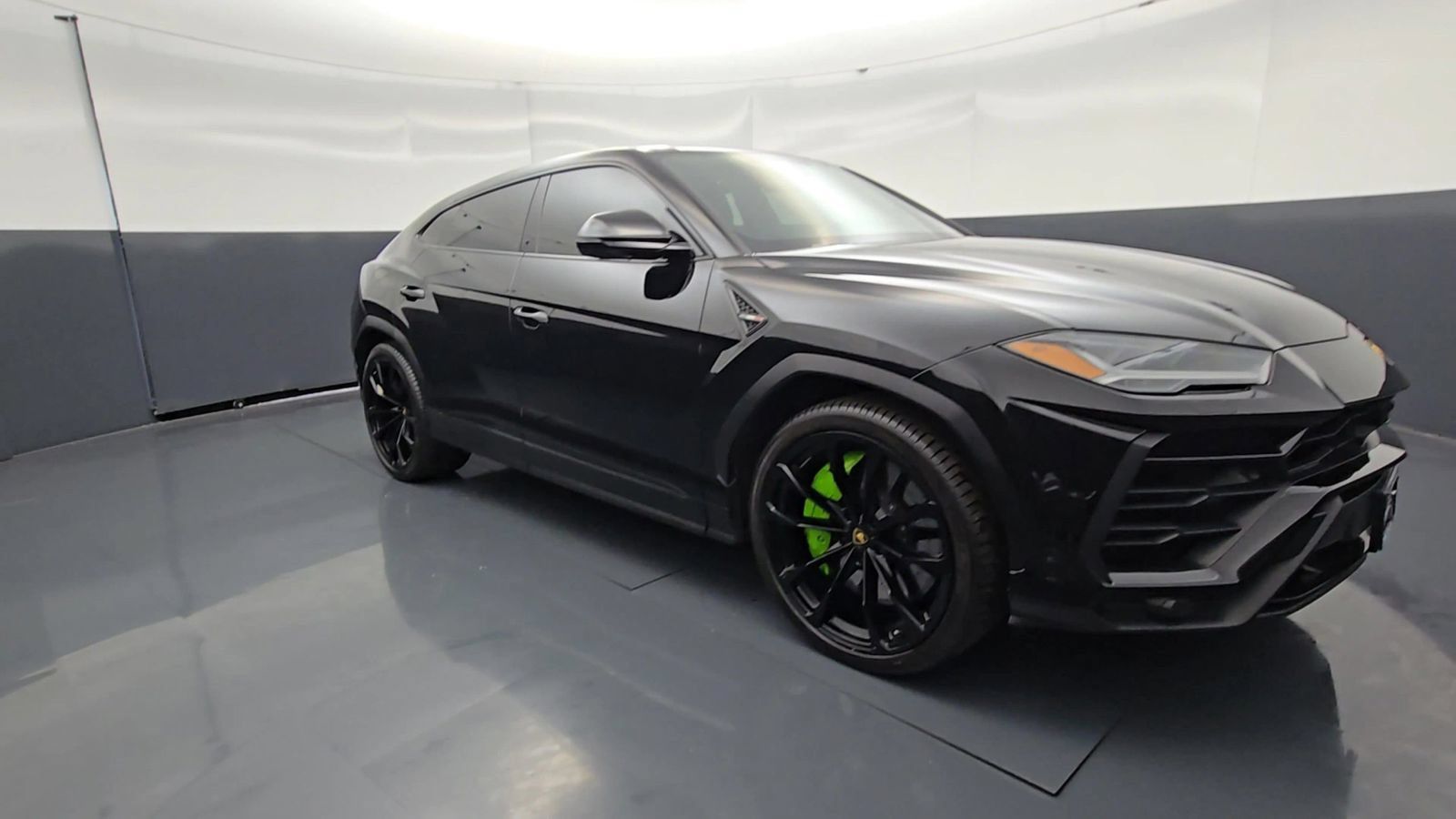 Used 2022 Lamborghini Urus AWD/4WD image 71
