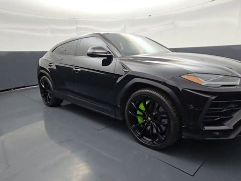 Used 2022 Lamborghini Urus AWD/4WD image 71
