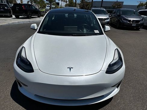 Used 2022 Tesla Model 3 Long Range AWD/4WD image 3